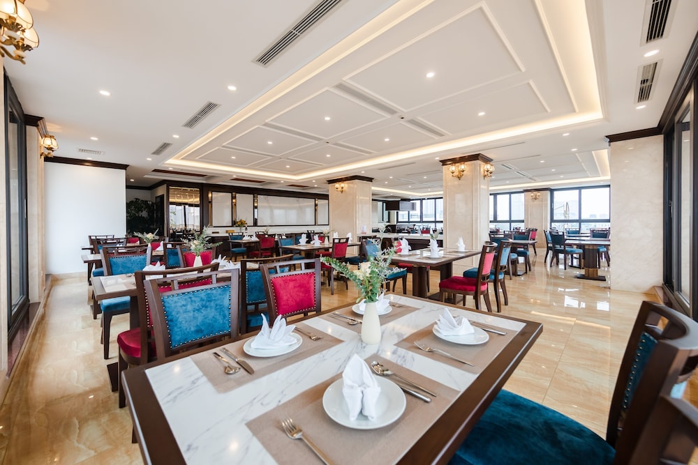 Gloud Hotel 40/50