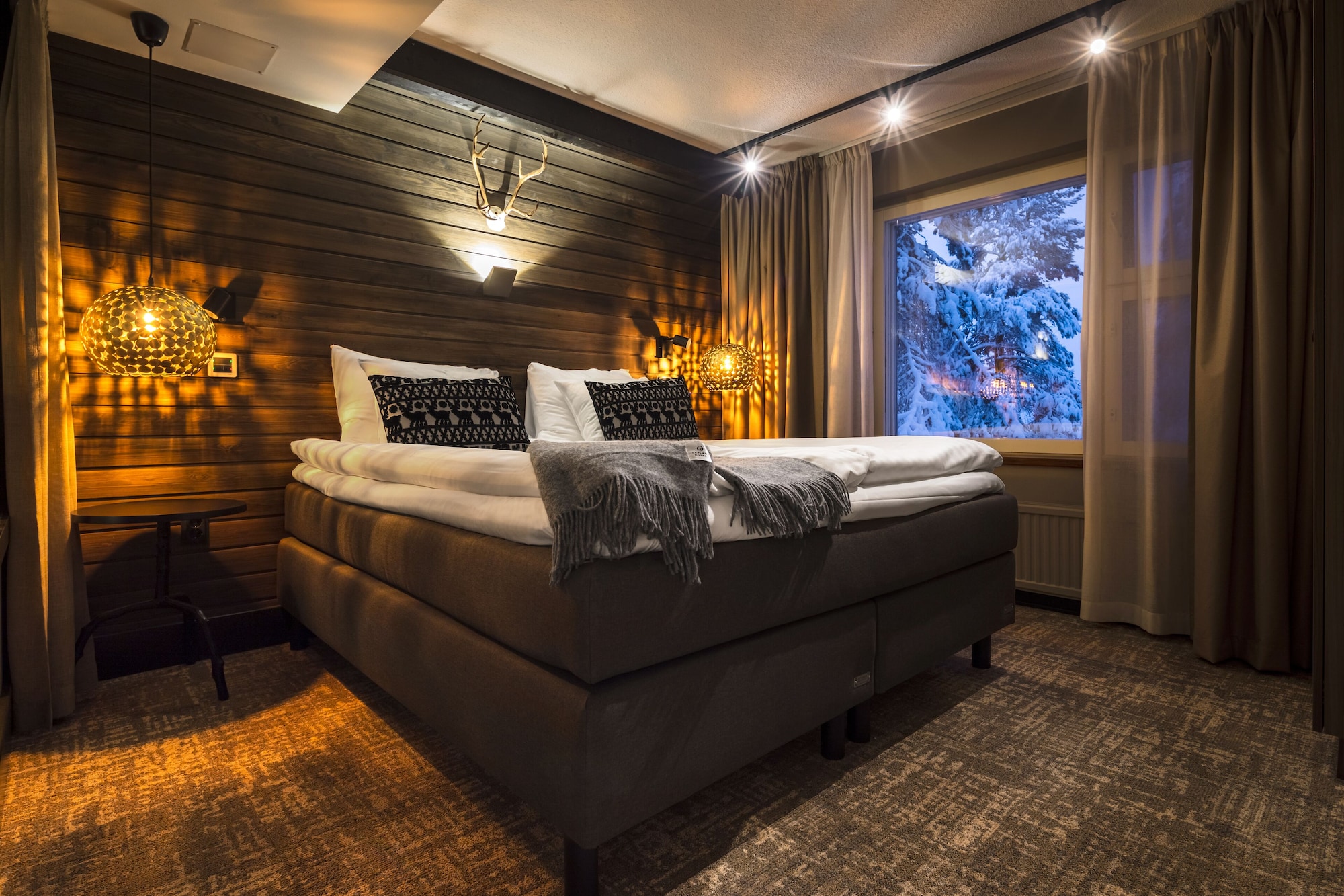 rooms
