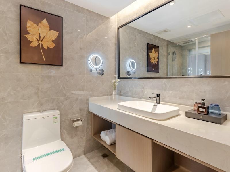 GreenTree Eastern Chizhou Changjiang Middle Road RT-Mart Hotel 43/45