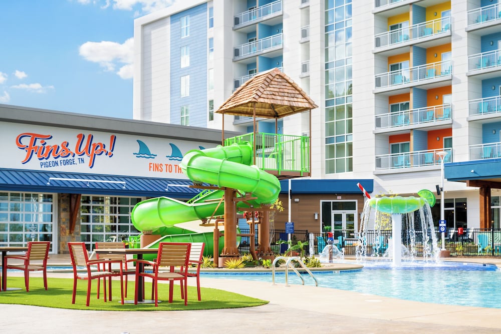 Compass by Margaritaville Hotel Pigeon Forge 30/36