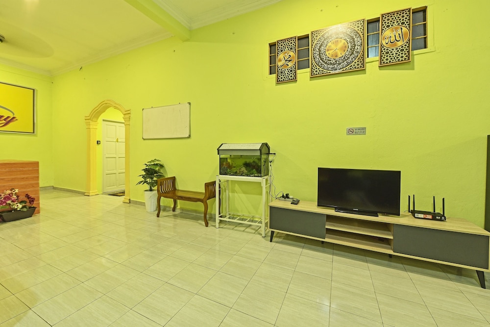 Hotel O Zn Mix Homestay & Roomstay 31/36