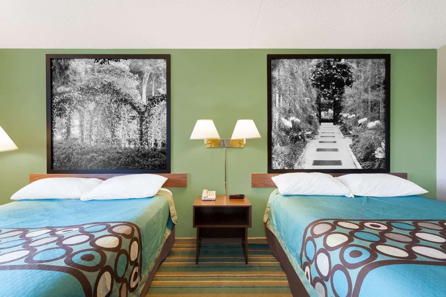 Super 8 by Wyndham Harrisburg Hershey West 4/10