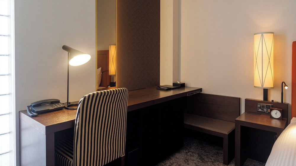 Jr Kyushu Hotel Blossom 46/60