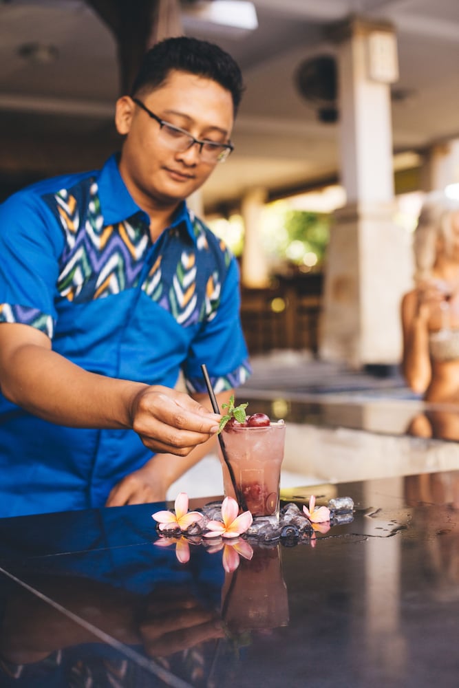 The Niche Bali 27/50