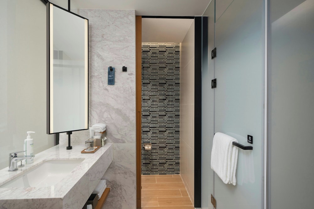 Fairfield by Marriott Shijiazhuang Station 16/18