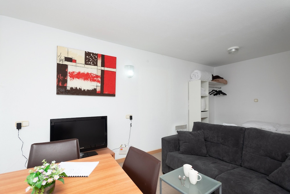 Apartamentos Varios Pas De La Casa 3000 10/26
