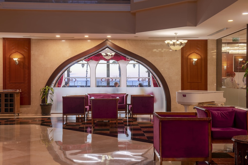 Crowne Plaza Antalya 50/83