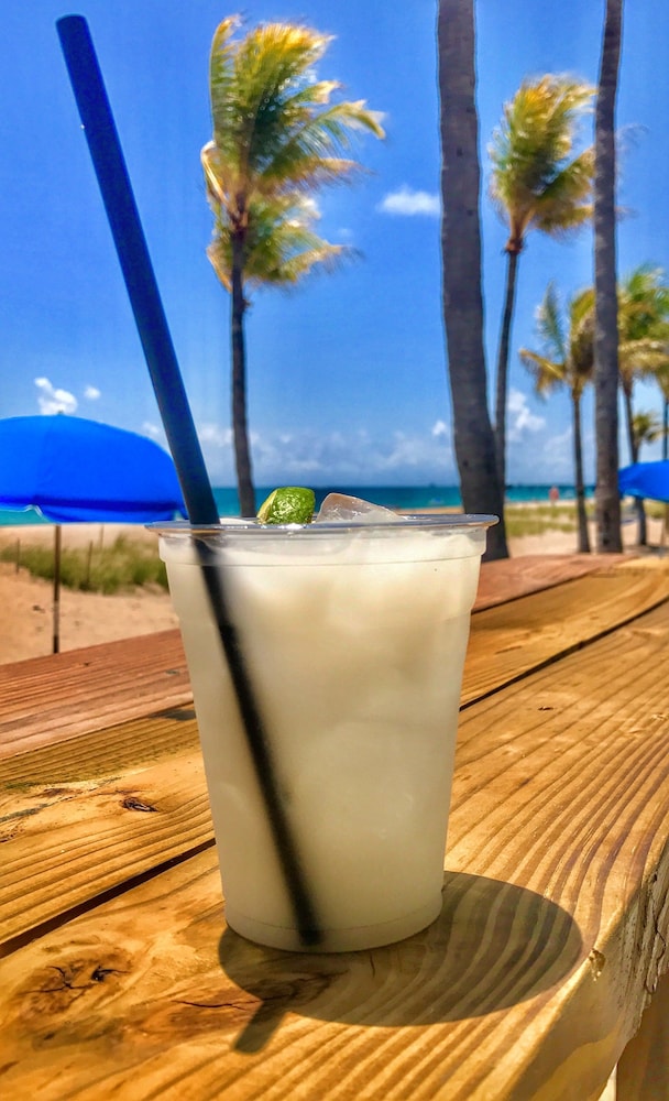 Plunge Beach Hotel 39/66
