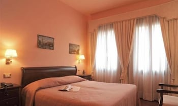 Villa Crispi 18/37