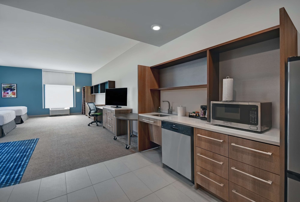 Home2 Suites by Hilton Raleigh North I-540 32/54