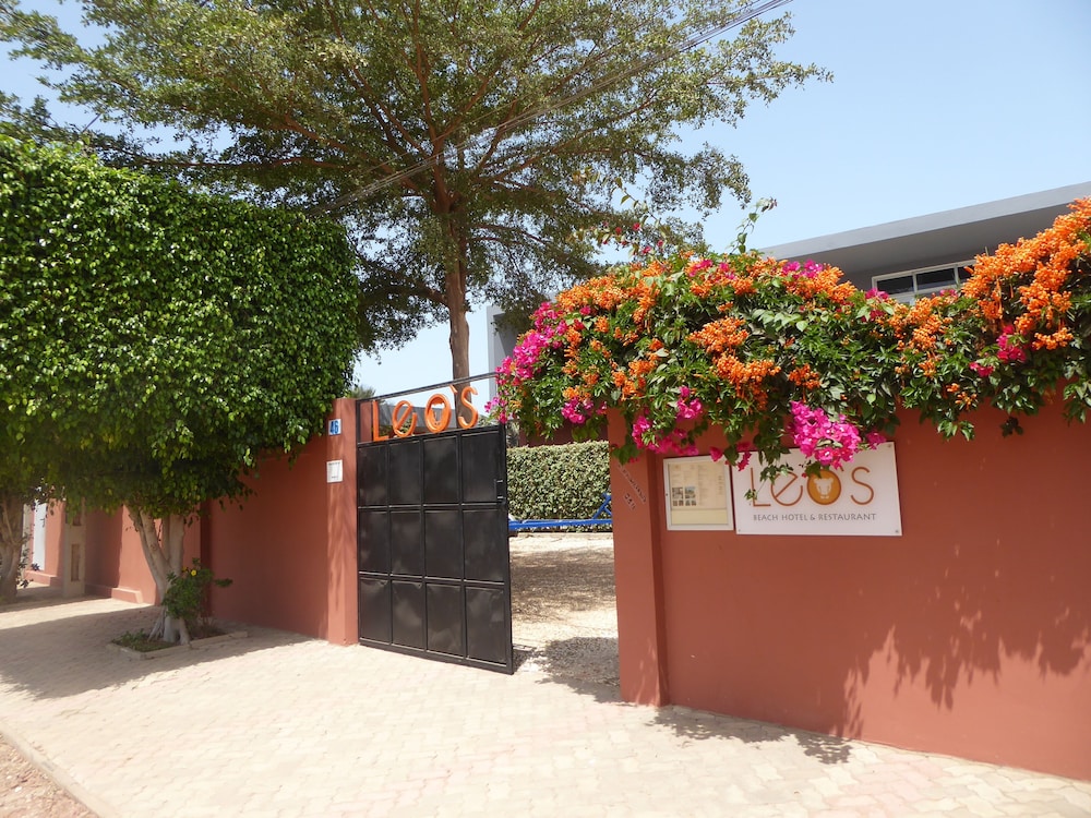 Leo S Beach Hotel Restaurant Adults Only 31/39