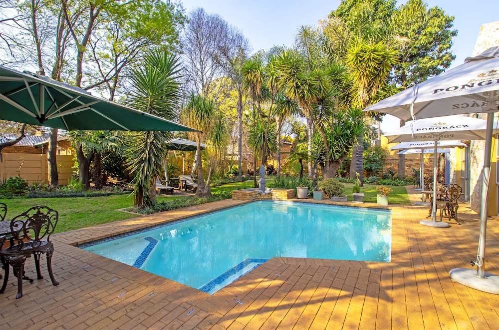 Sunward Park Guesthouse 43/50