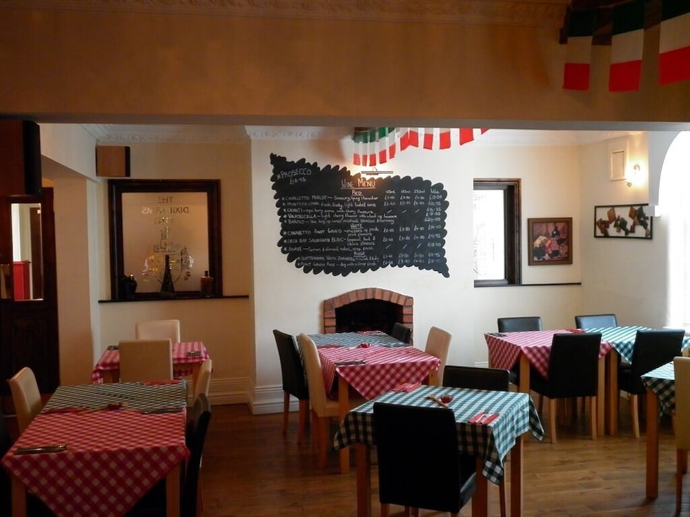 The Dixie Arms Hotel 12/22