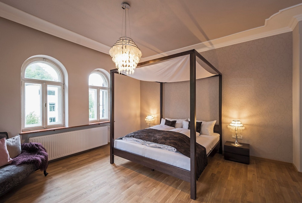 Villa Ludwig Suite Hotel 19/50