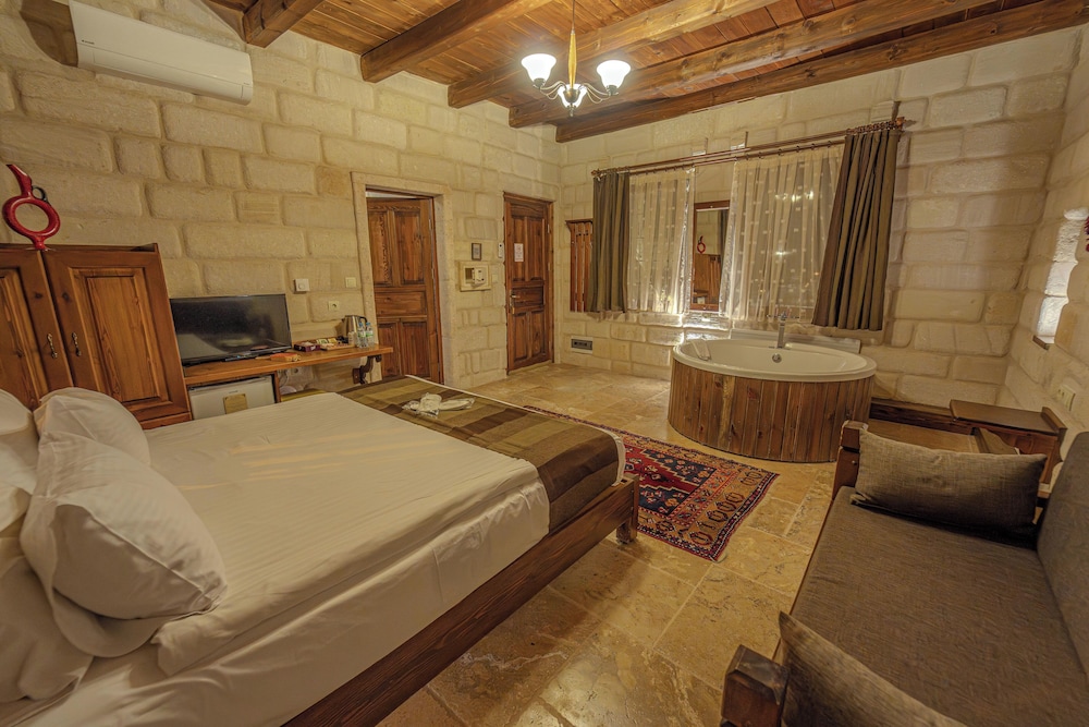 Zara Cave Hotel 18/50