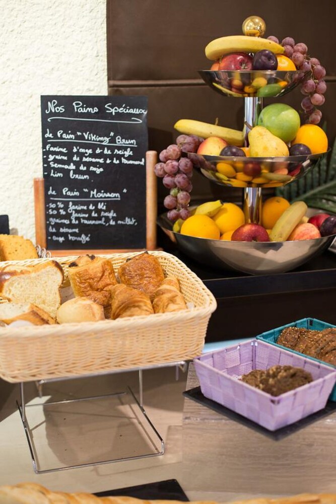 MONT VERNON HOTEL 30/45