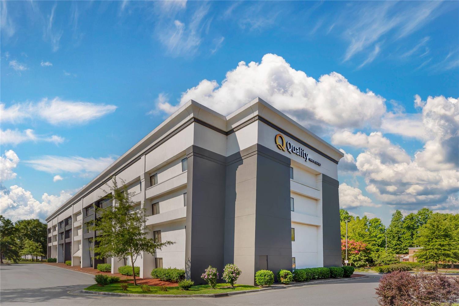 Quality Inn & Suites Raleigh Durham Airport 2/15