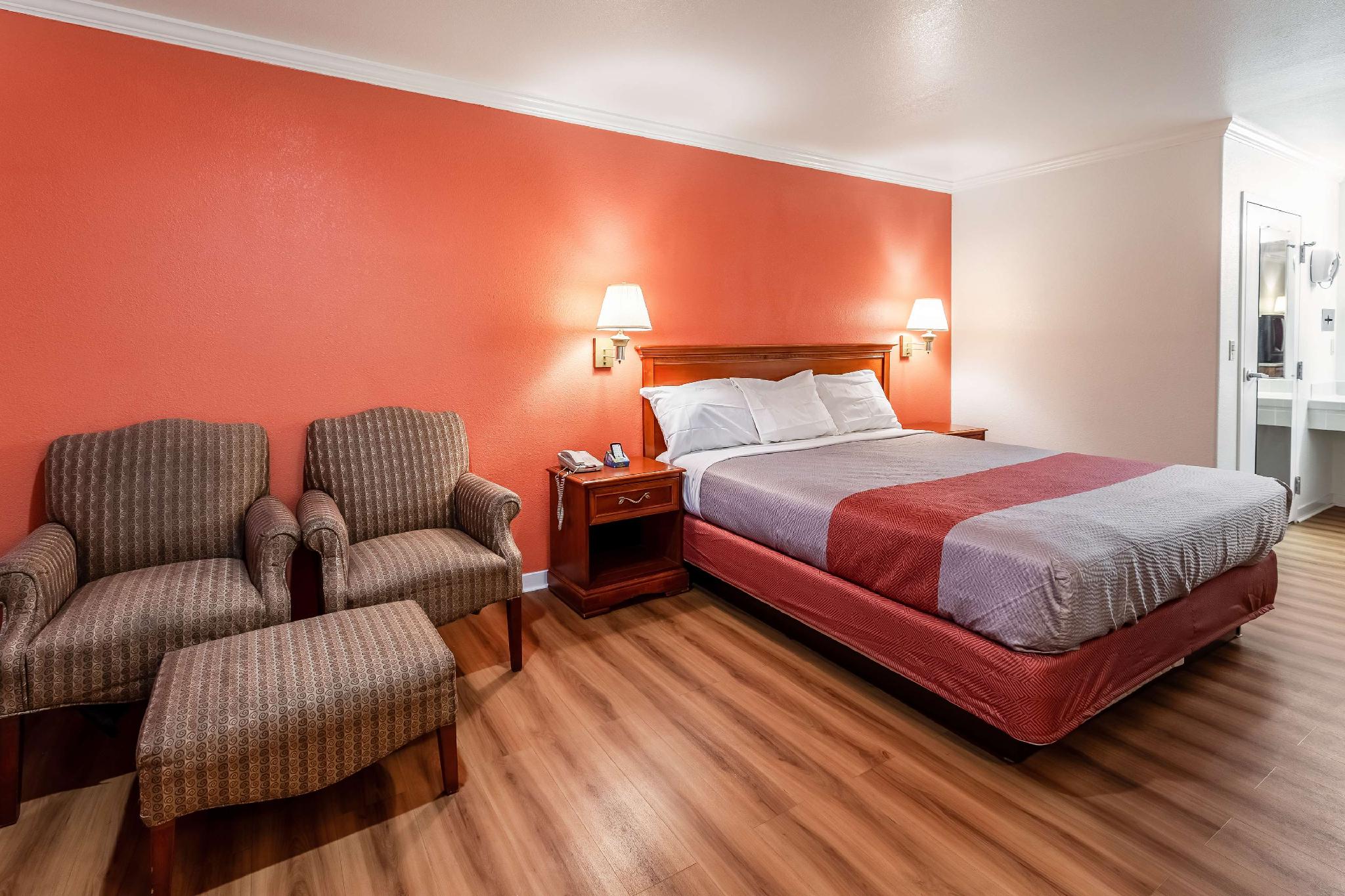 Motel6 Stockton, CA - East 19/29