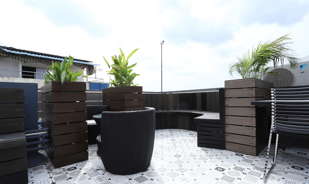 Treebo Trend Pechis Castle 35/42