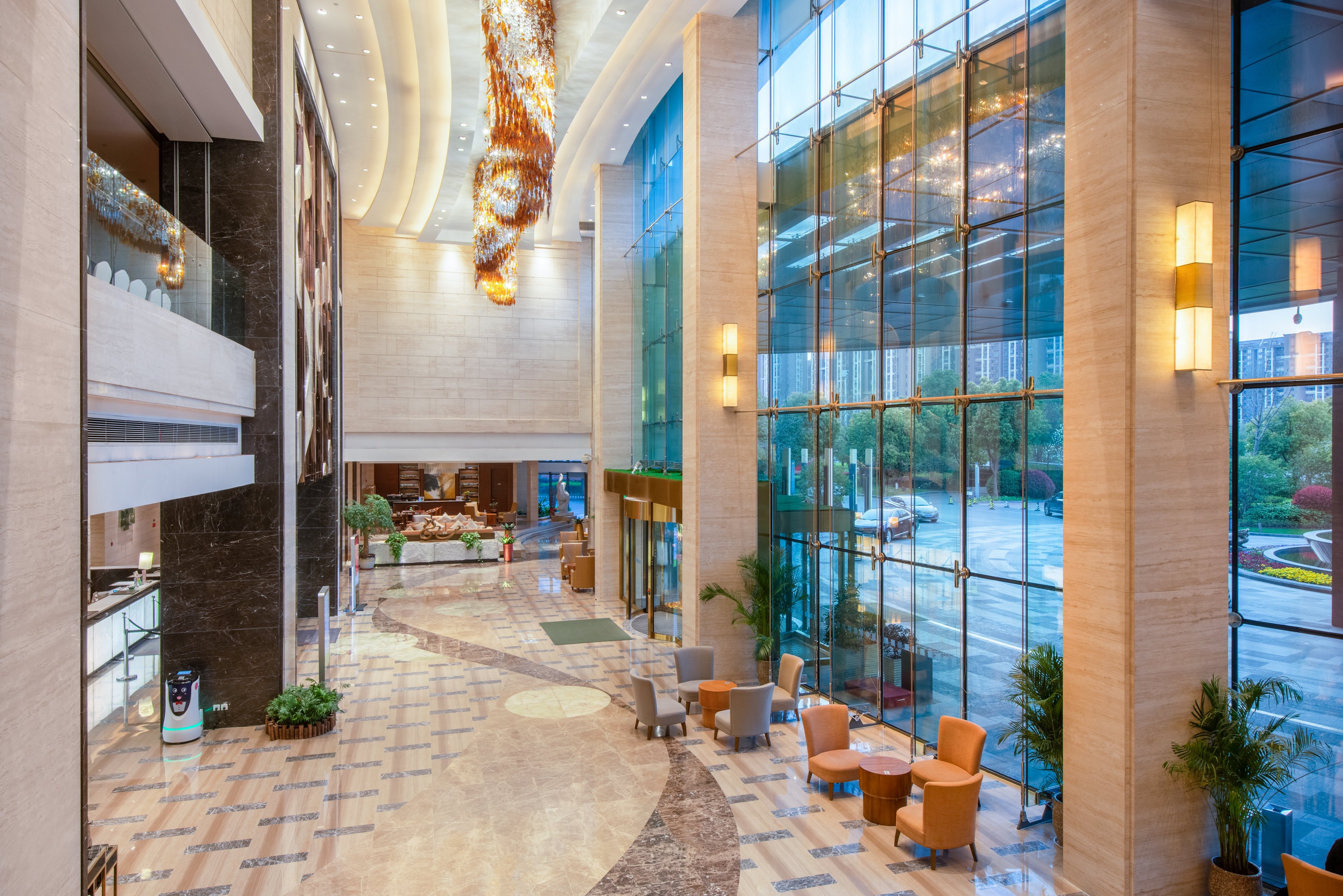 Holiday Inn Nantong Oasis International 8/78
