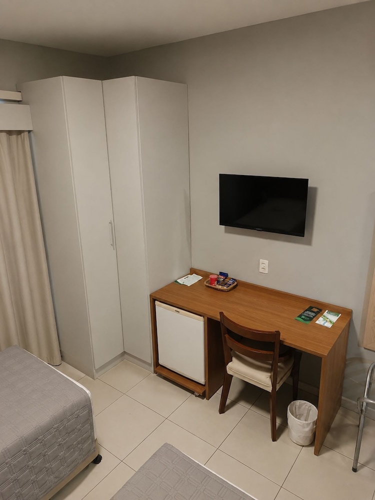 Hotel Serra de Jundiai 36/50