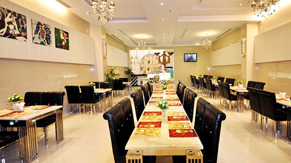 restaurant cafeteria