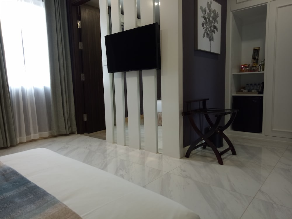 Vinny Boutique Hotel 38/48