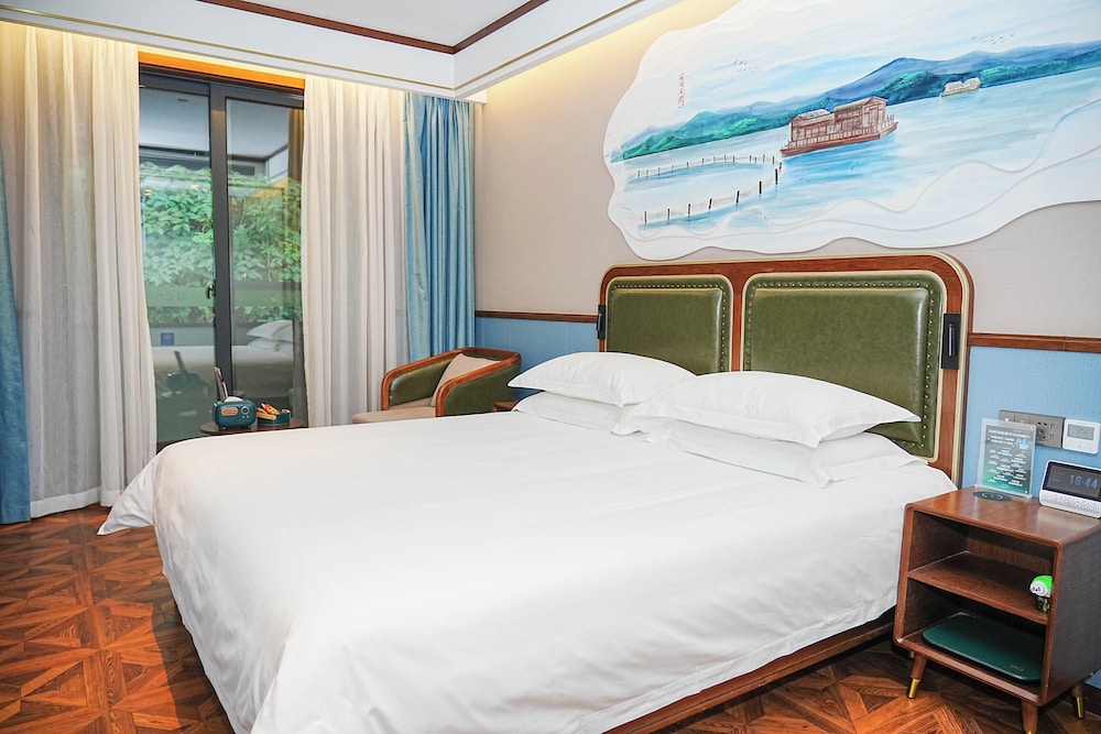 Nostalgia Hotel (West lake Hangzhou) 35/60