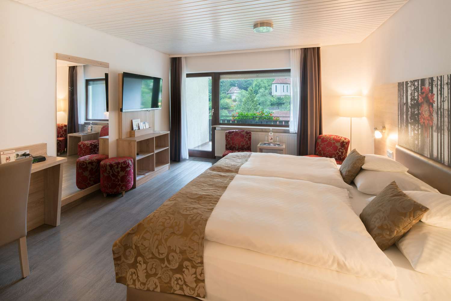 Family, Double Bed, Sofa, South Wing