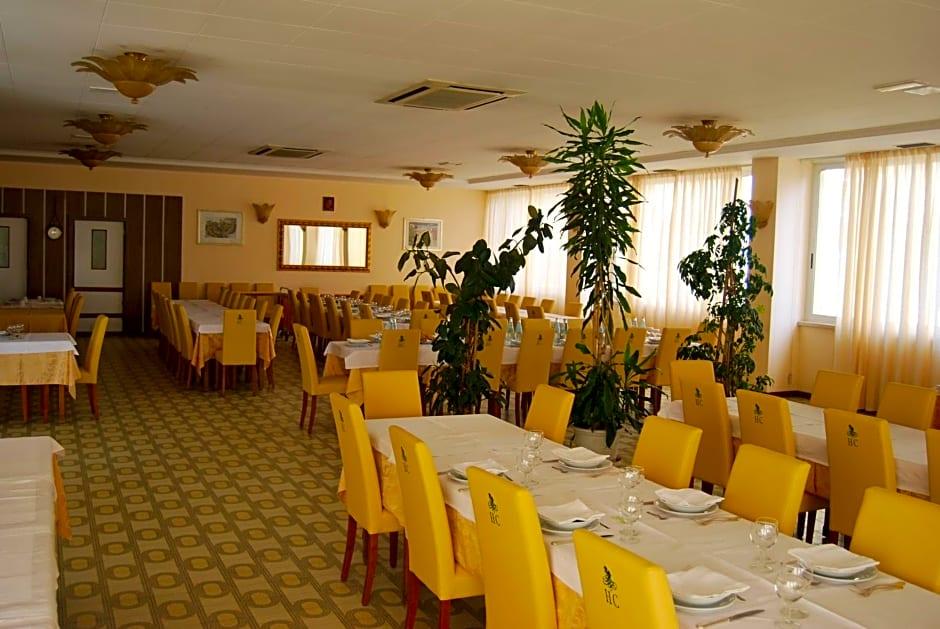 Hotel Calabresi 38/48