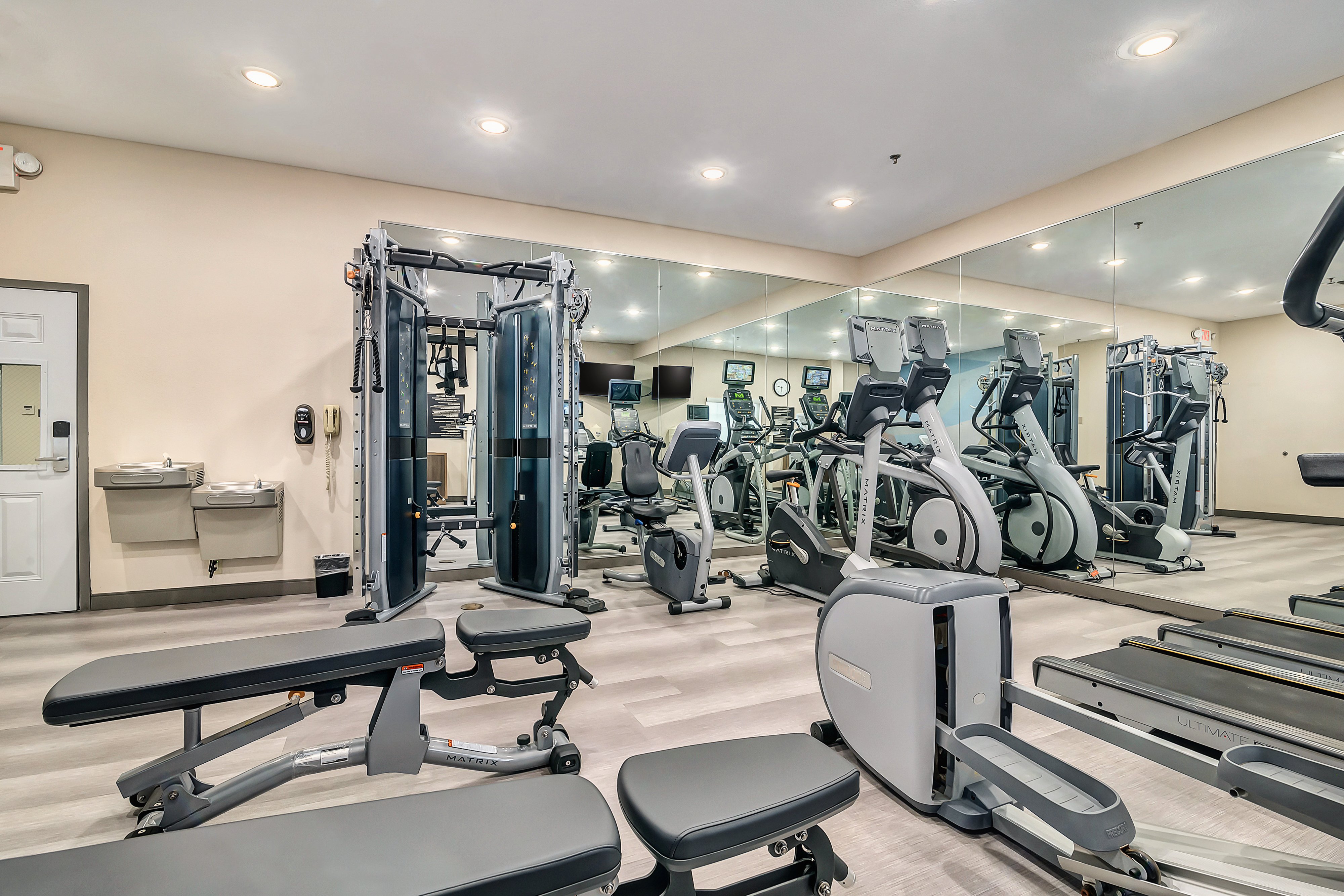 Candlewood Suites Longview 10/23