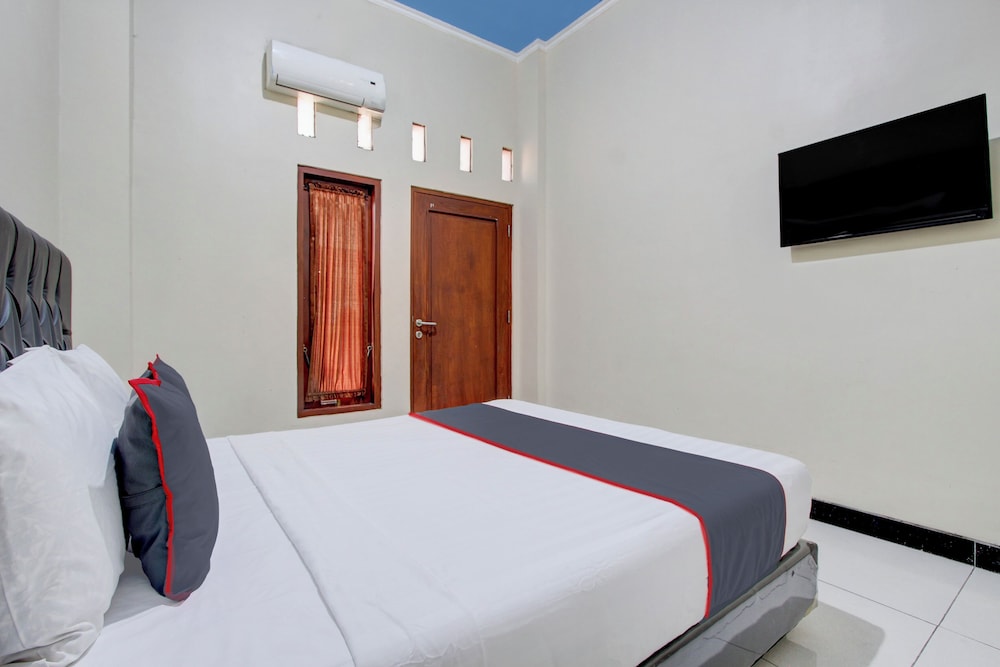 Hotel O Solo near Solo Safari formerly RR Guesthouse 26/55
