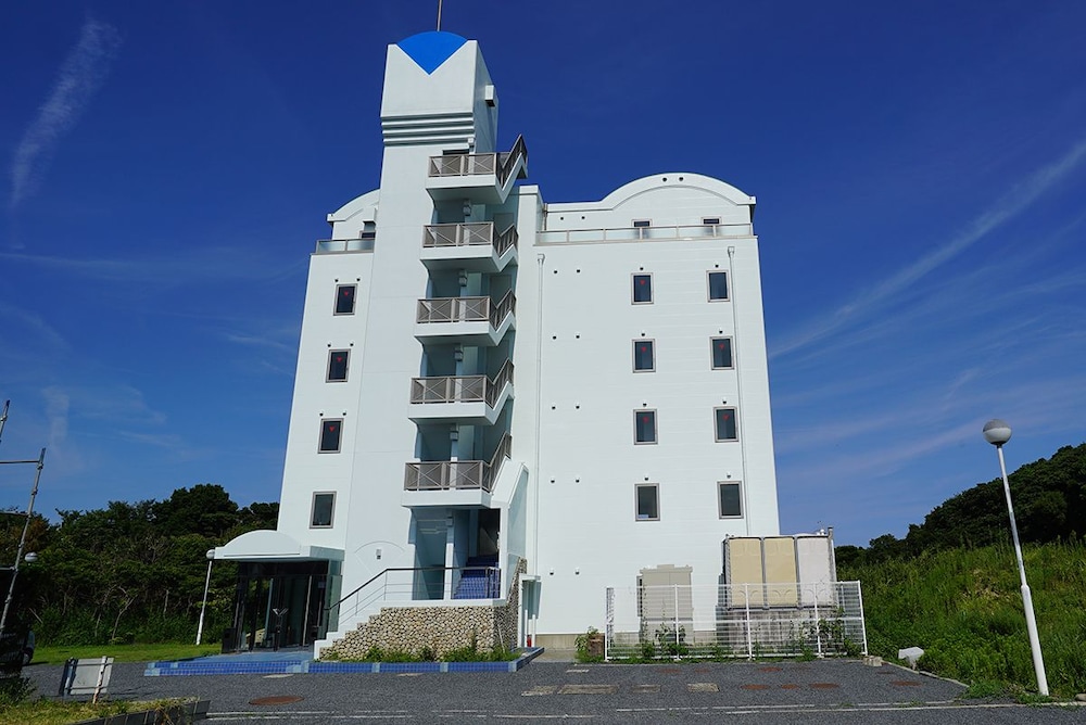 Tobi Hostel And Apartments 1/23