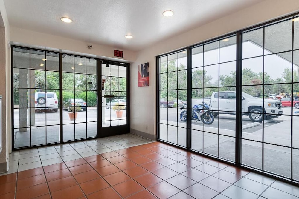 Motel6 Carpinteria CA Santa Barbara South 46/62
