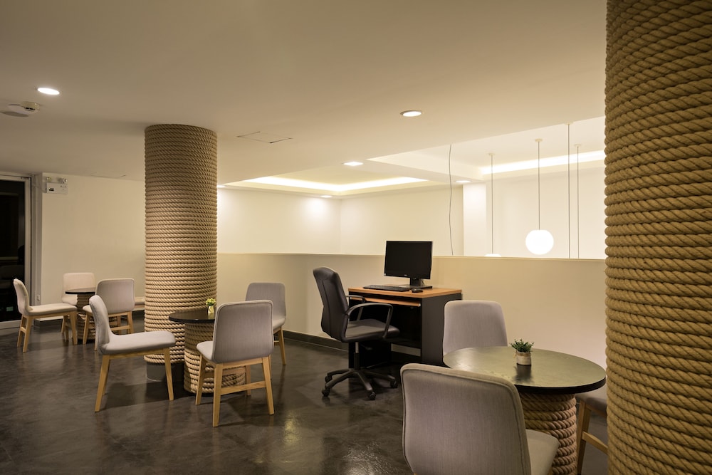 Journeyhub Pattaya Central 49/59