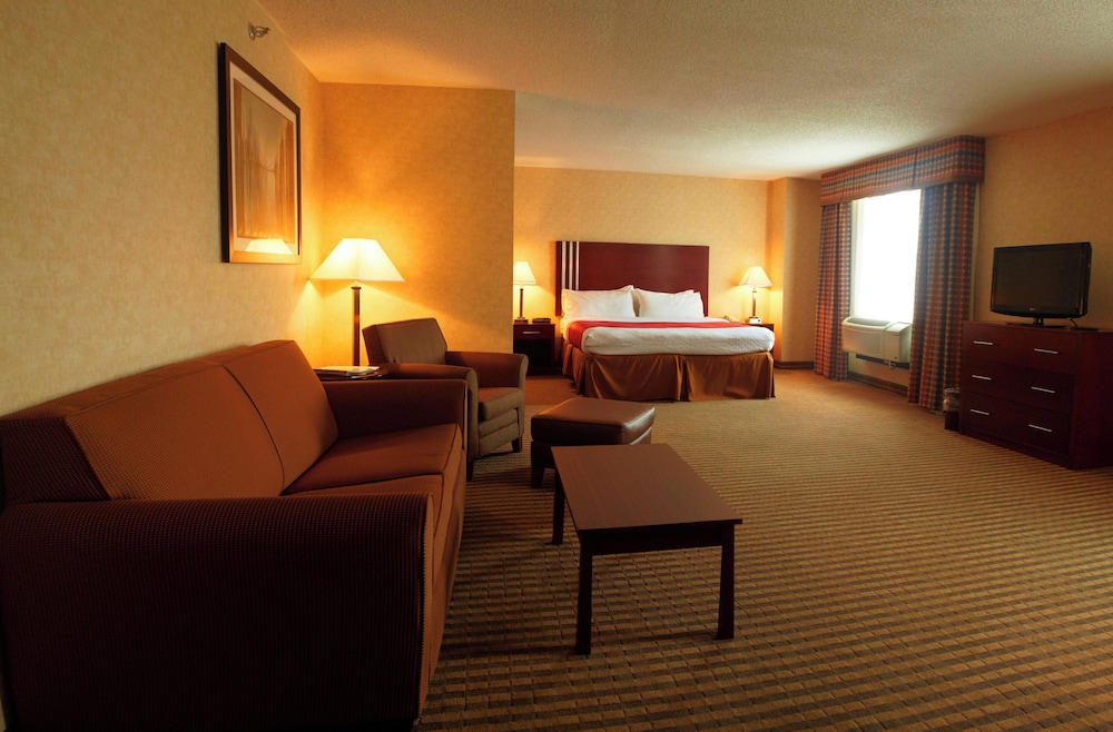 Lynchburg Grand Hotel 35/50