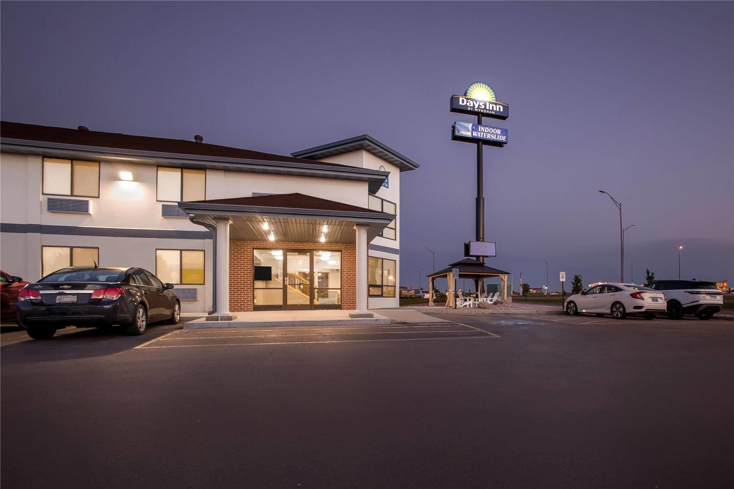 Days Inn by Wyndham Mitchell SD 33/36