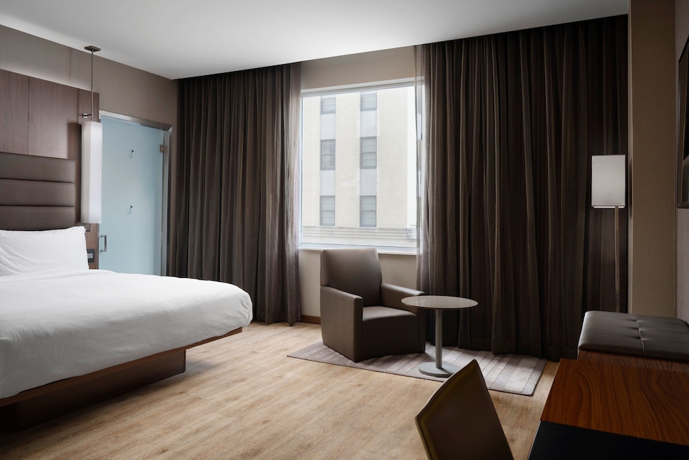 Ac Hotel Dallas Downtown 12/49