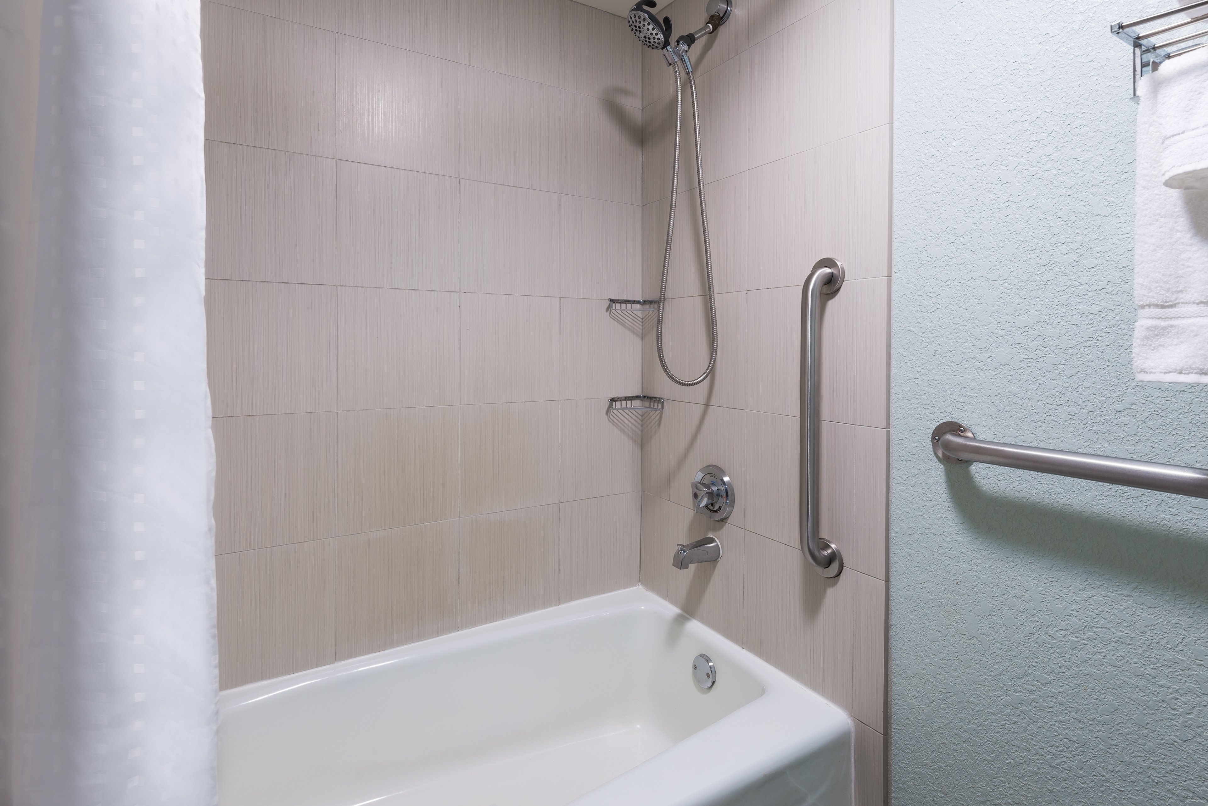 Holiday Inn Express & Suites Ft. Lauderdale-Plantation 48/50