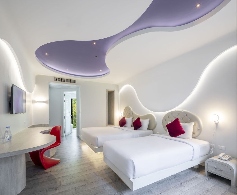 AVATARA RESORT 7/59