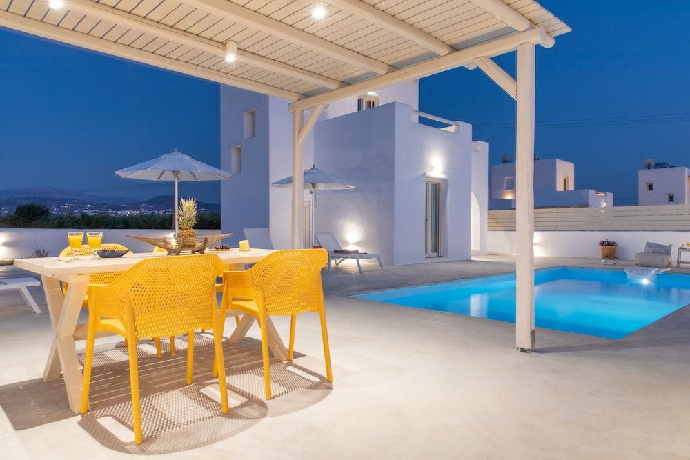 Naxian Lounge Villas 23/50