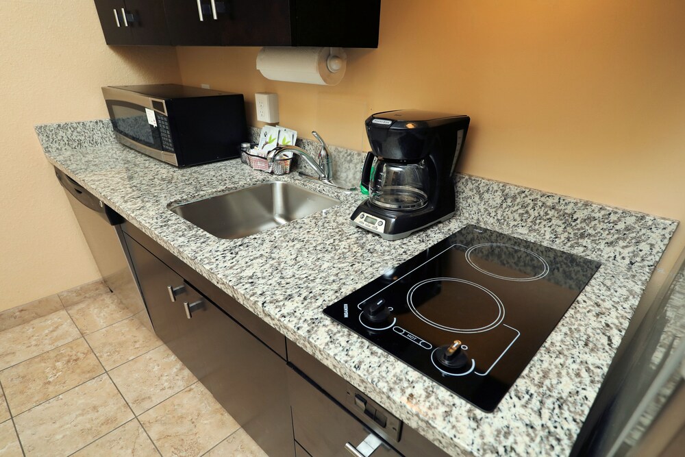 TownePlace Suites York 29/32