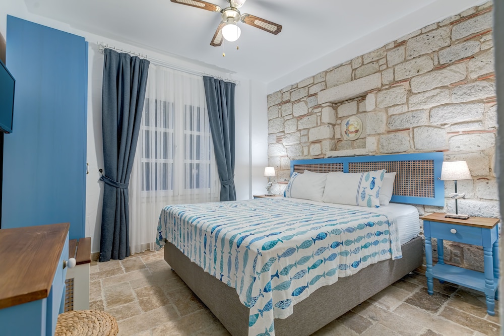 Fora Konak Alacati 8/50