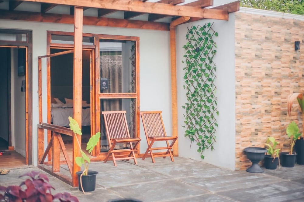 Himeyn Beach Inn - Ocho Homes by Eight Continents in HANIMAADHOO