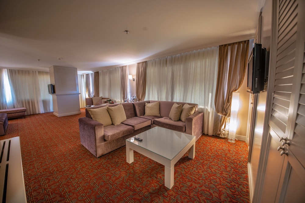 Dream Hill Business Deluxe Hotel Asia 16/26
