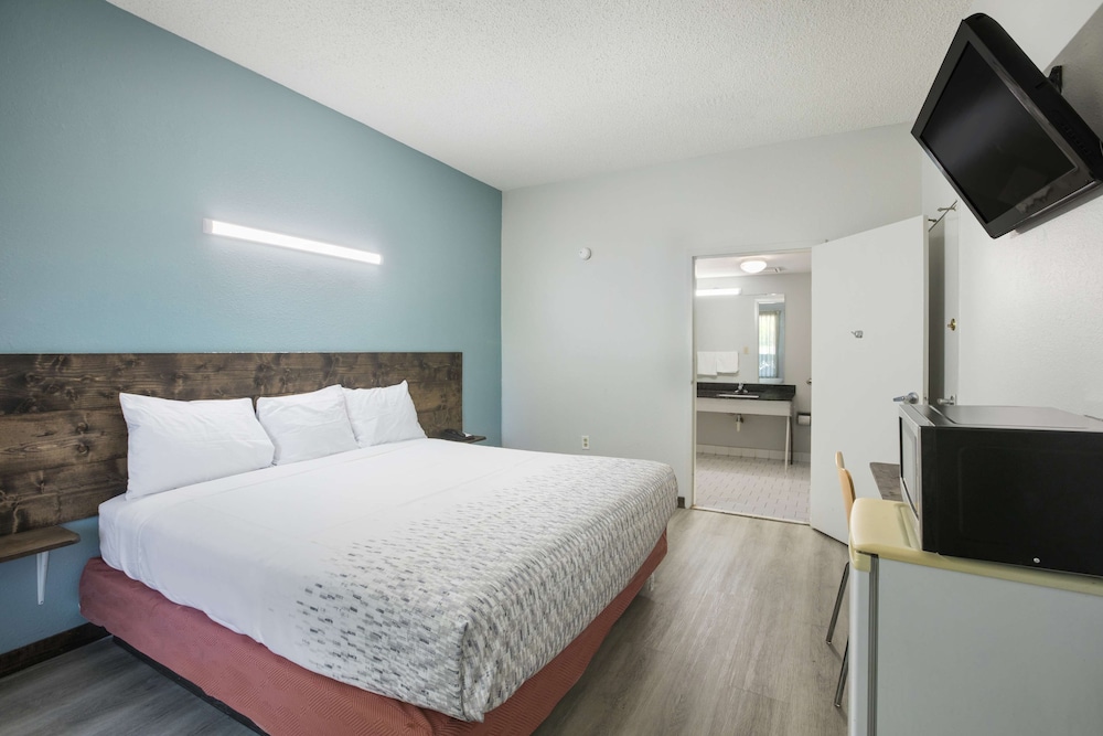 Americas Best Value Inn Suites Stockbridge Atlanta 22/31