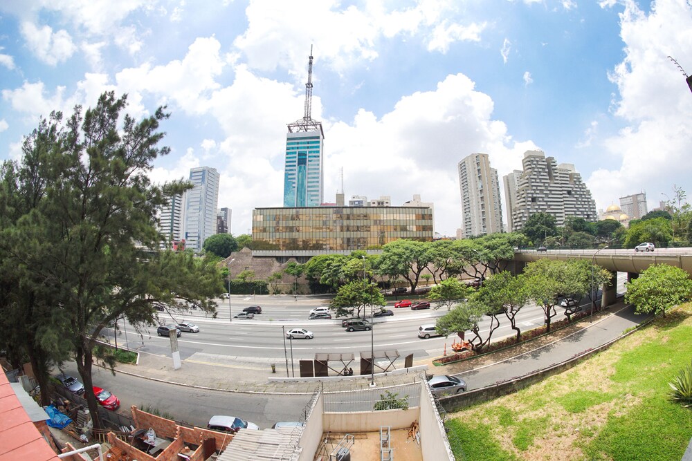 Quintal Hostel 34/40