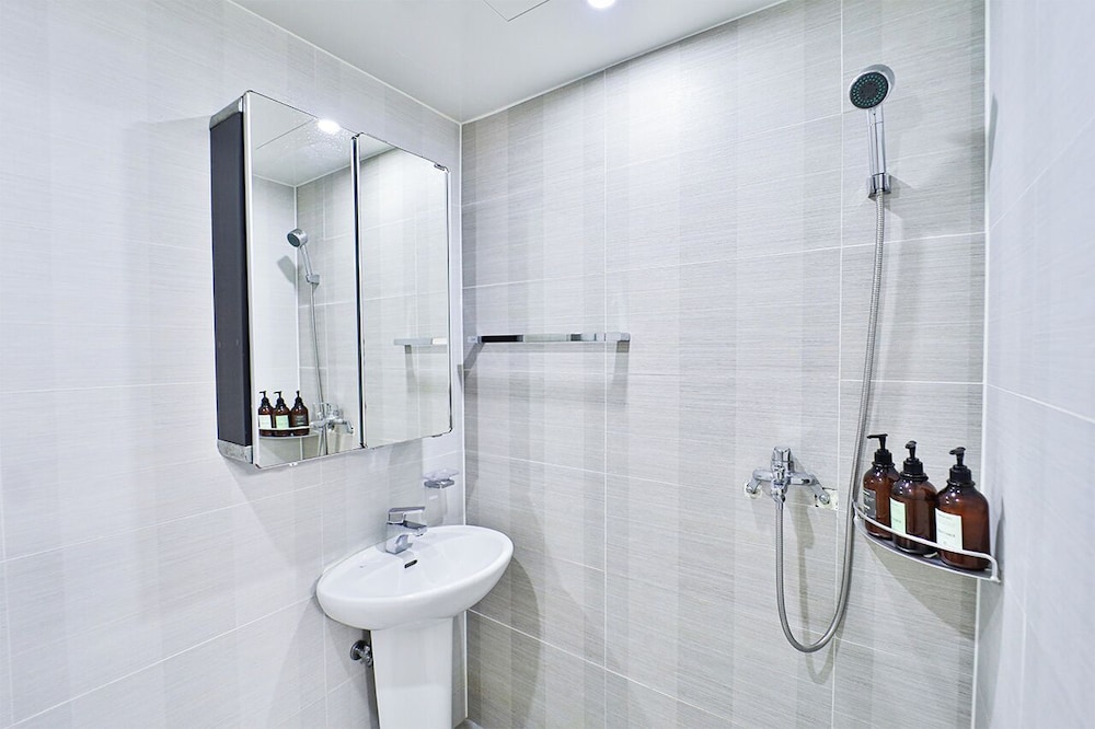 Seomyeon Brown-dot Hotel Gold Busan 45/50
