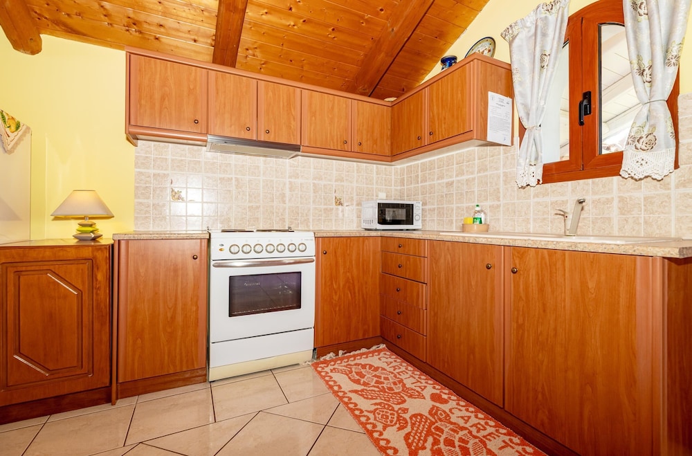 Arazzo Holiday Apartments 7/50