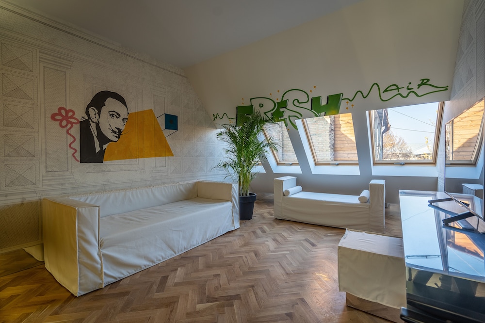 Platforma Design Hotel 45/66